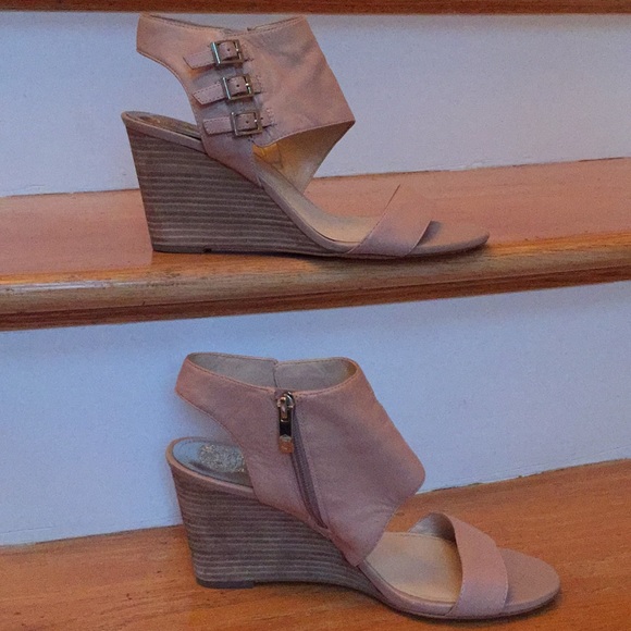 Vince Camuto Lyssia Buttersoft blush wedge sidezip - Picture 3 of 8